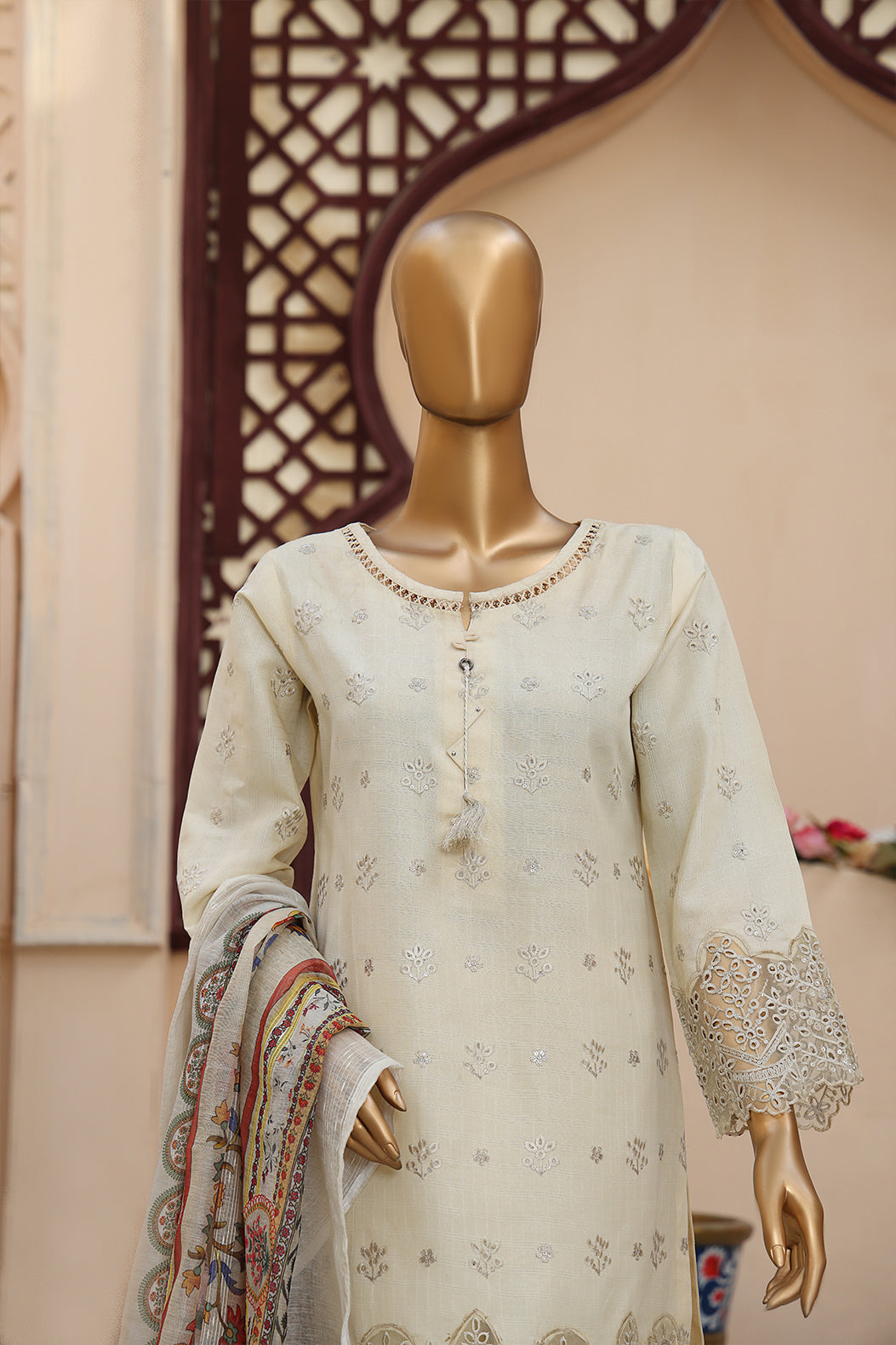 3 PEICE STIFF COTTON EMBROIDRY SCE-08 BEIGE